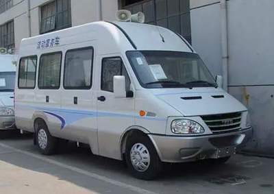 依維柯流動(dòng)服務(wù)車 移動(dòng)商業(yè)與專業(yè)服務(wù)的新載體